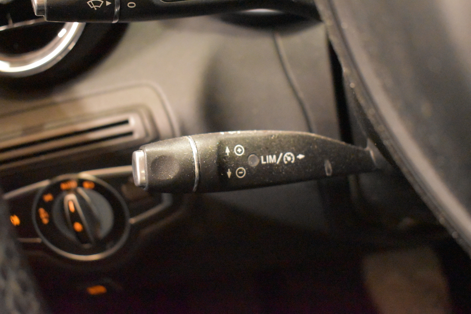 MERCEDES-BENZ C 2015