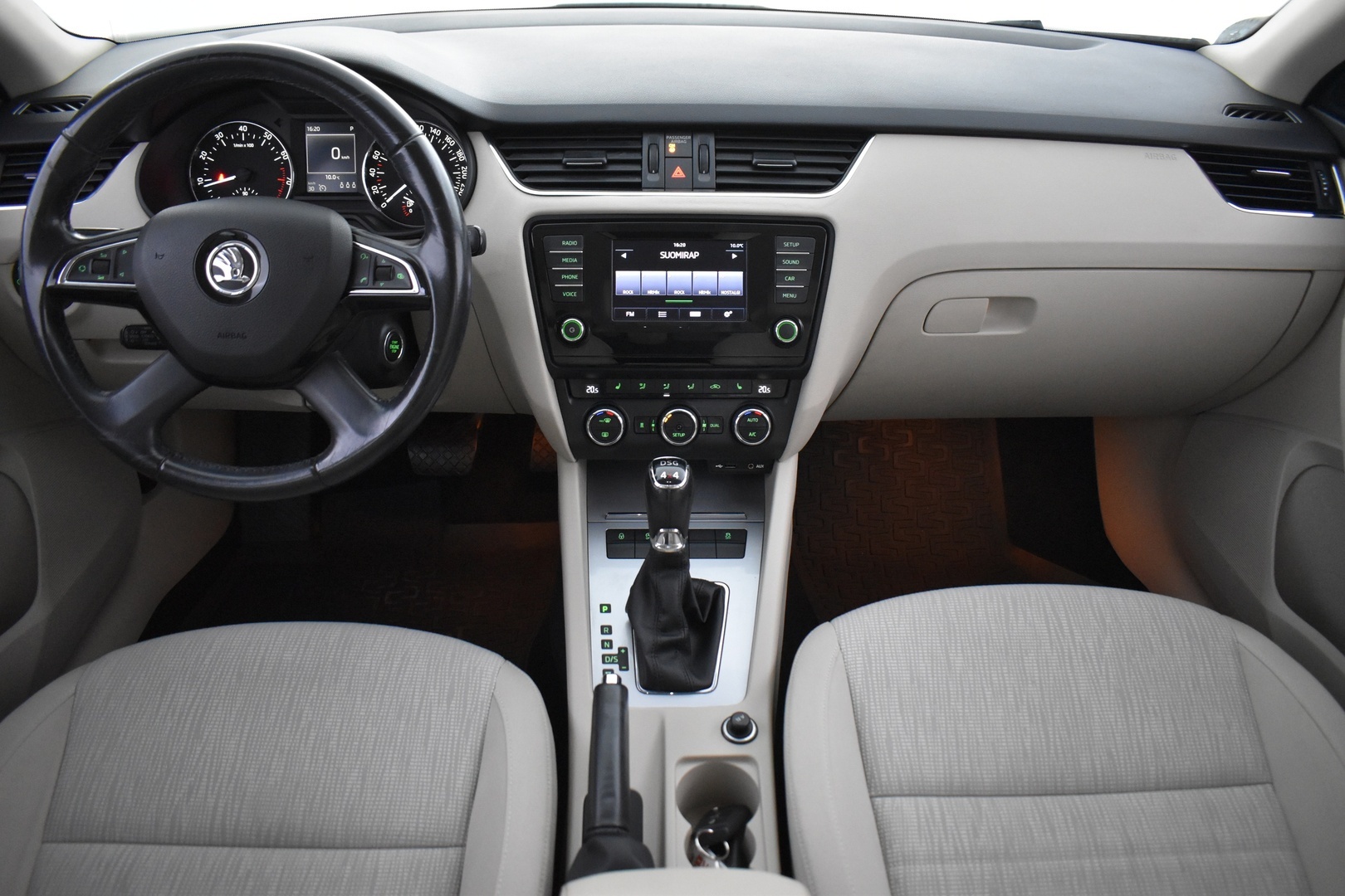 SKODA Octavia 2014