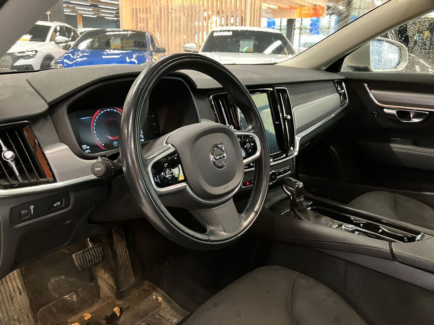 VOLVO V90 2018