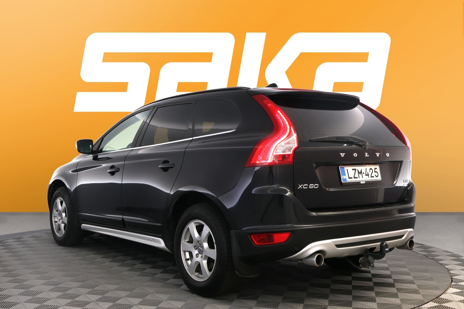 VOLVO XC60 2012