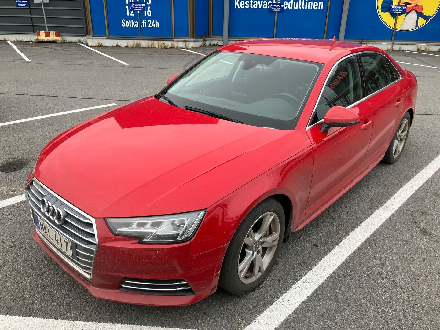 AUDI A4 2016