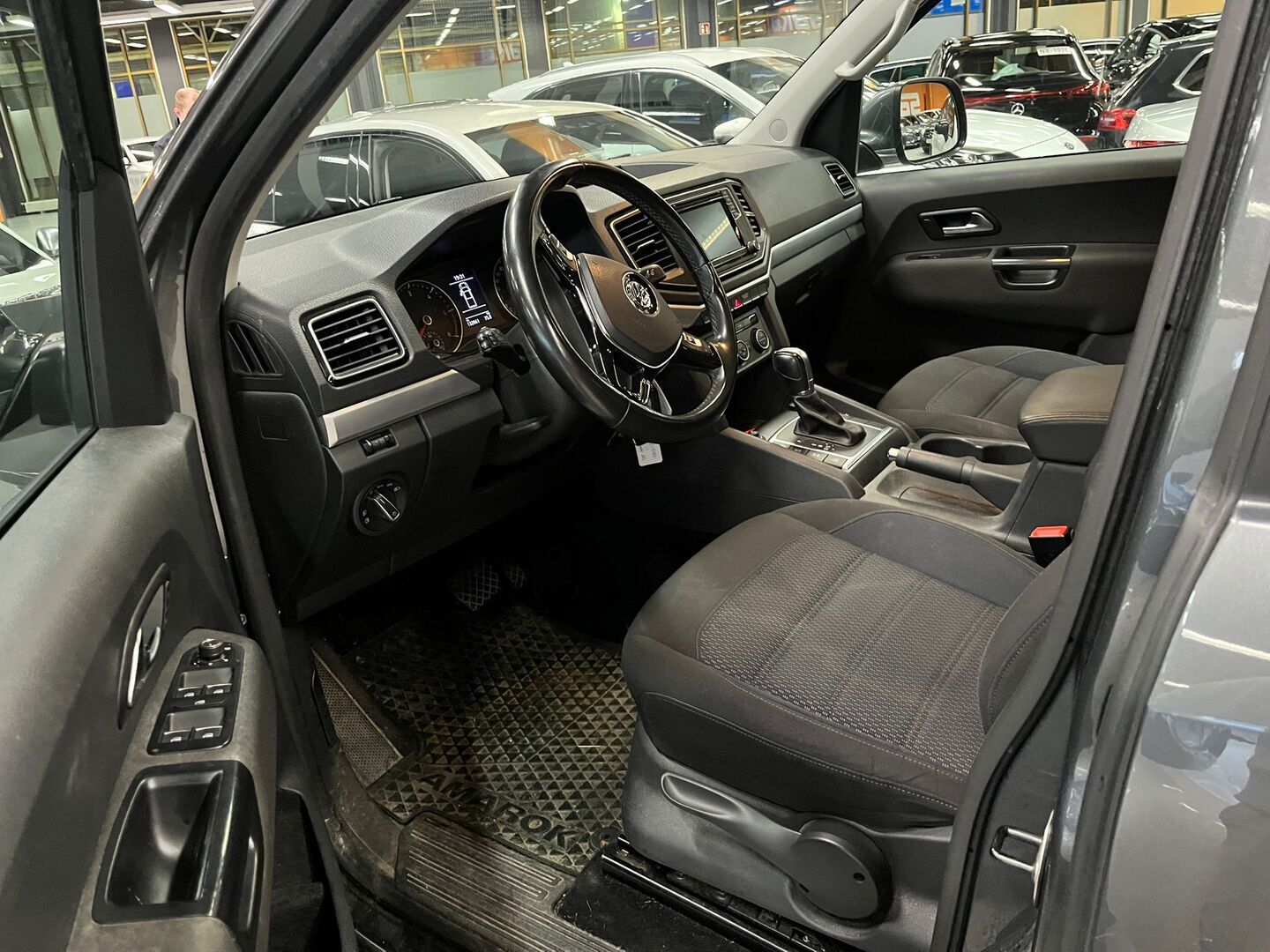 VOLKSWAGEN Amarok 2017