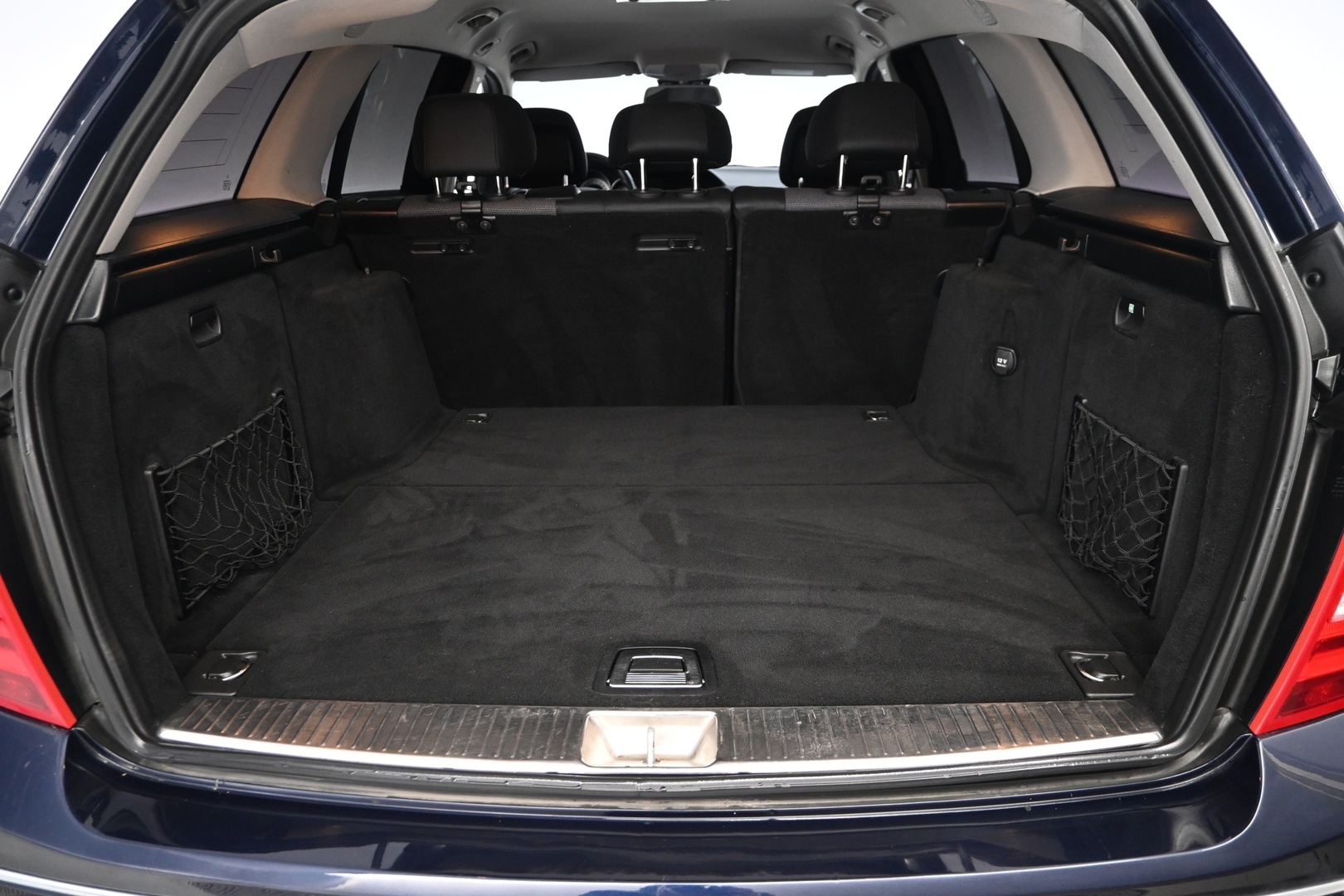 MERCEDES-BENZ C 2012
