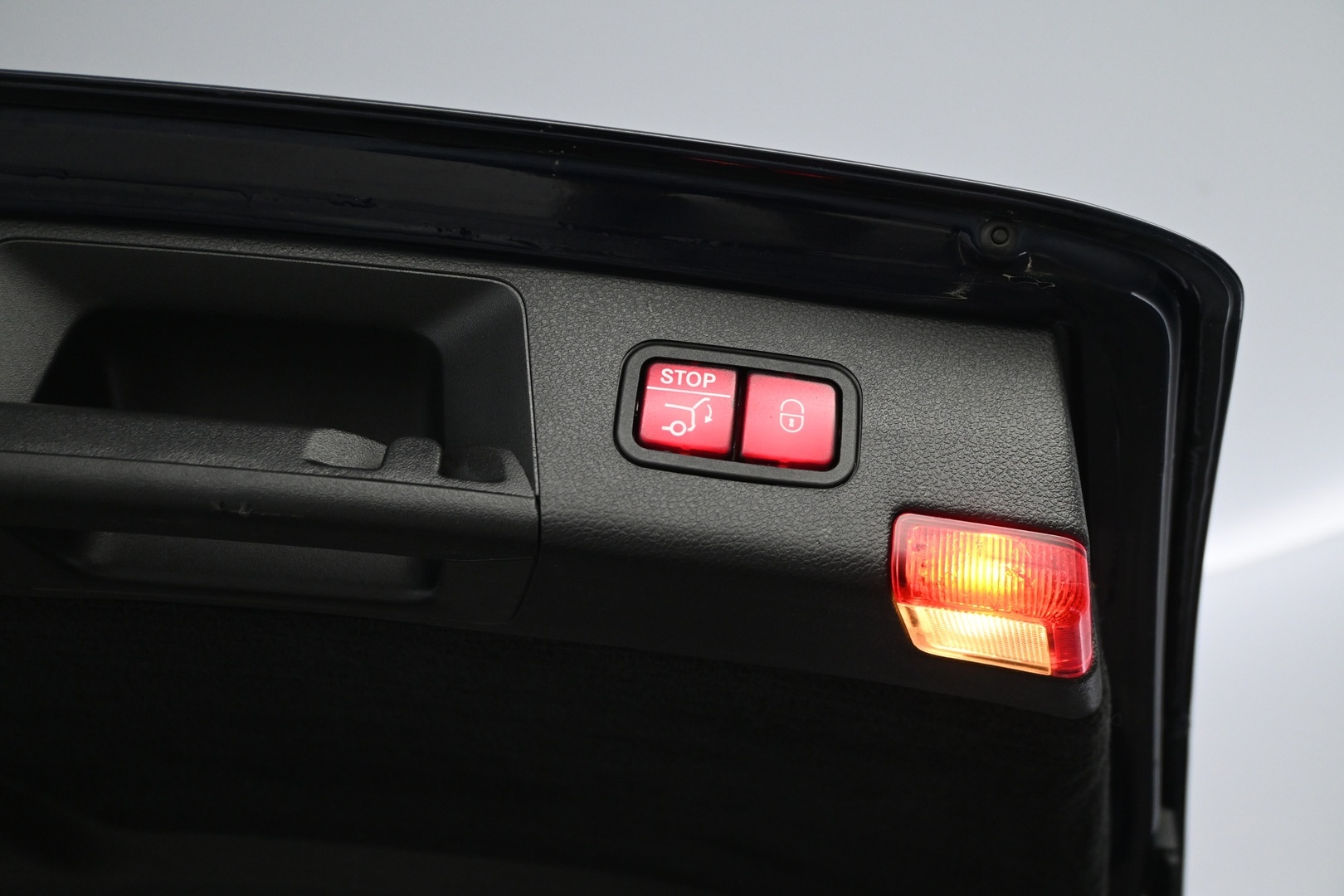 MERCEDES-BENZ C 2012