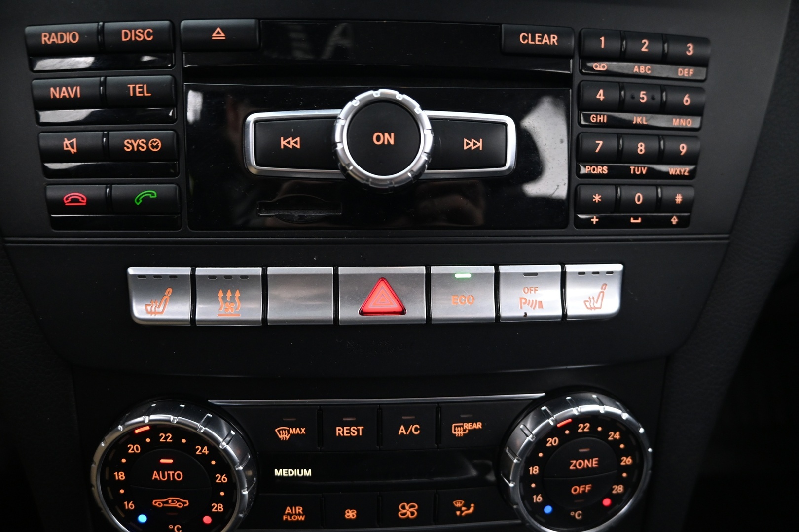 MERCEDES-BENZ C 2012