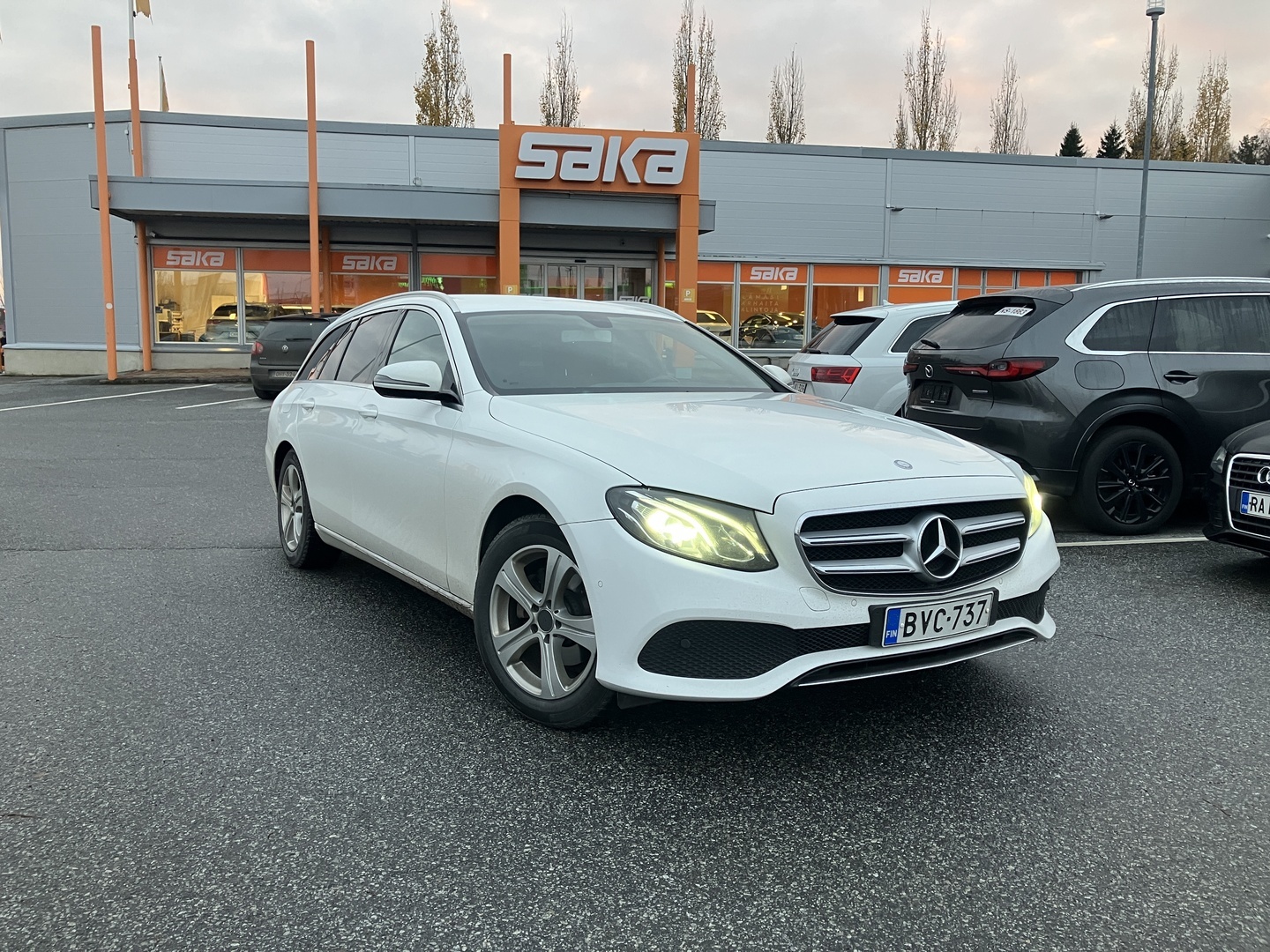 MERCEDES-BENZ E 2017
