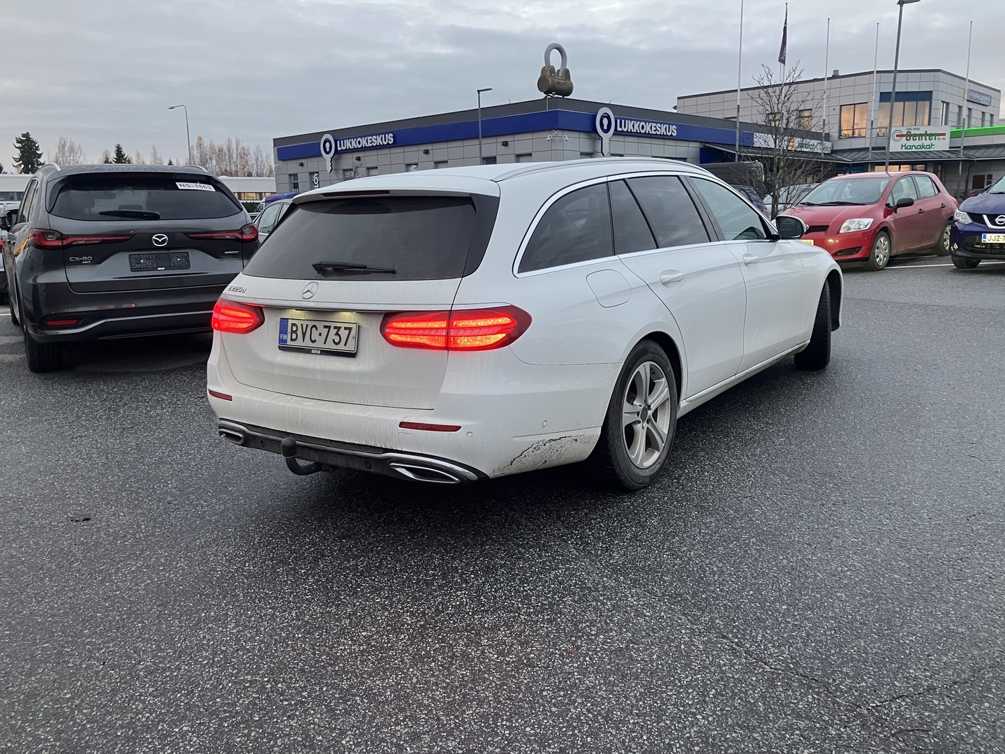 MERCEDES-BENZ E 2017