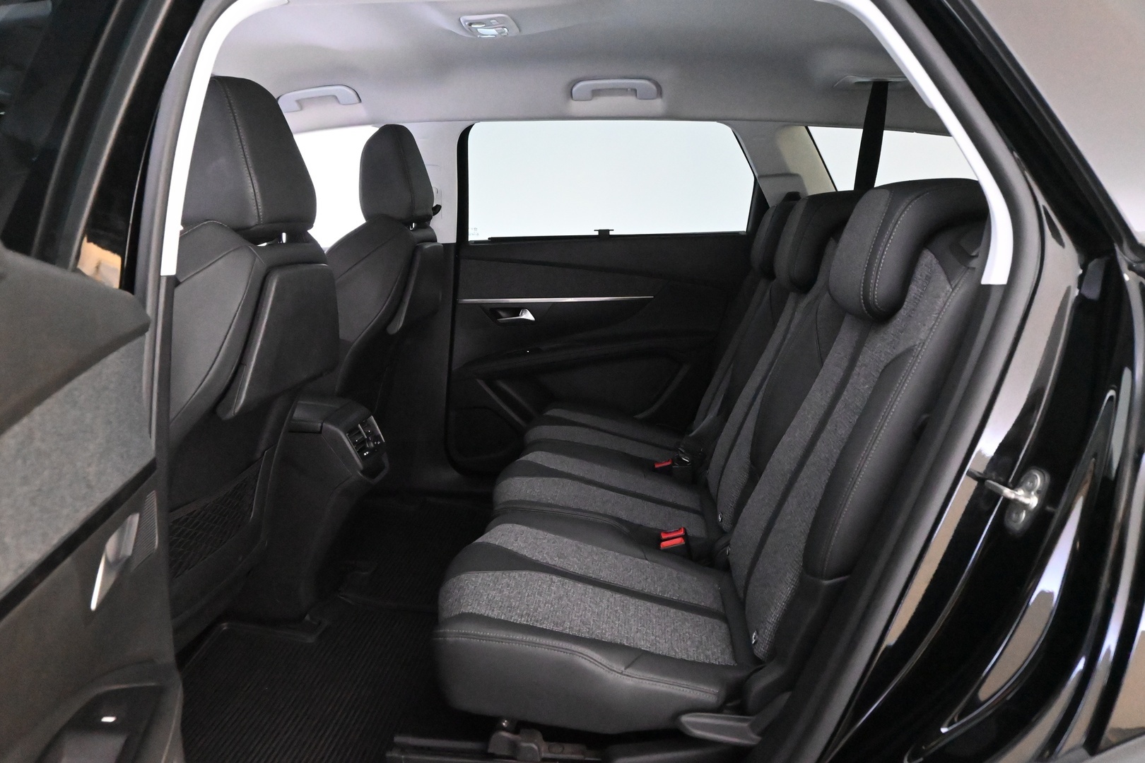 PEUGEOT 5008 2019
