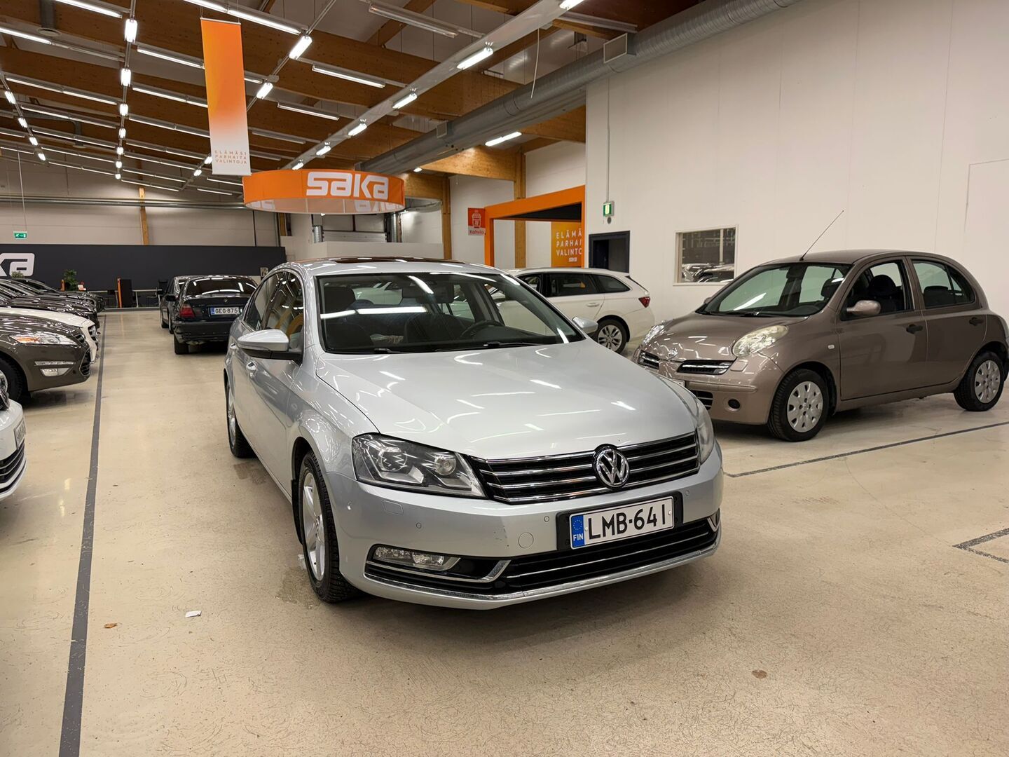 VOLKSWAGEN Passat 2013