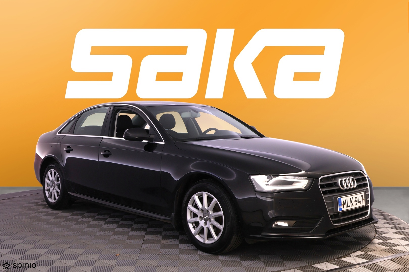 AUDI A4 2013