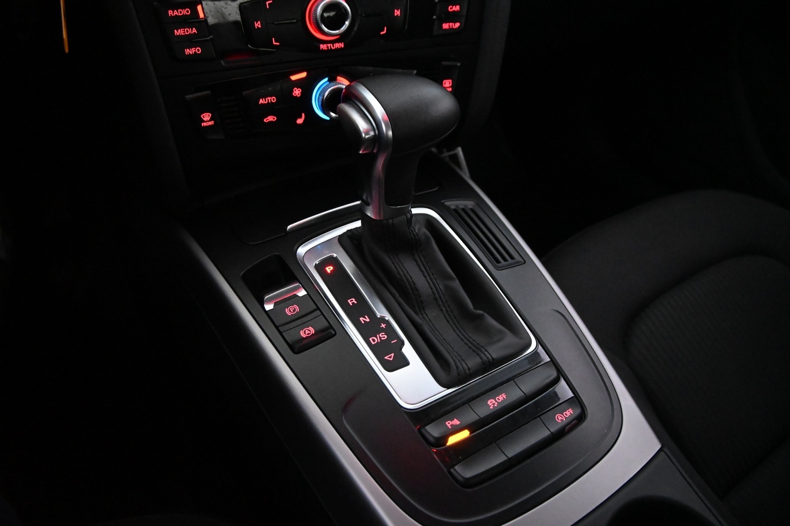 AUDI A4 2013