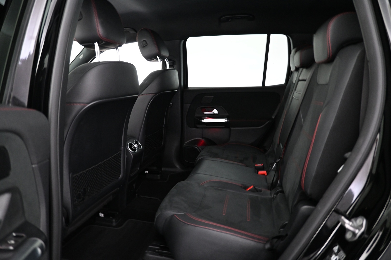 MERCEDES-BENZ EQB 2022