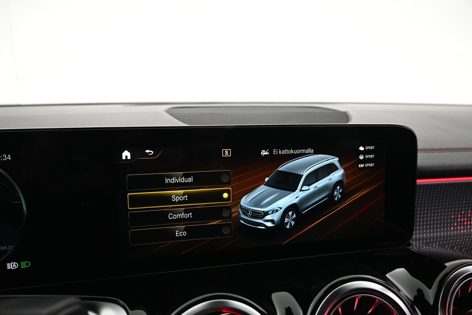 MERCEDES-BENZ EQB 2022