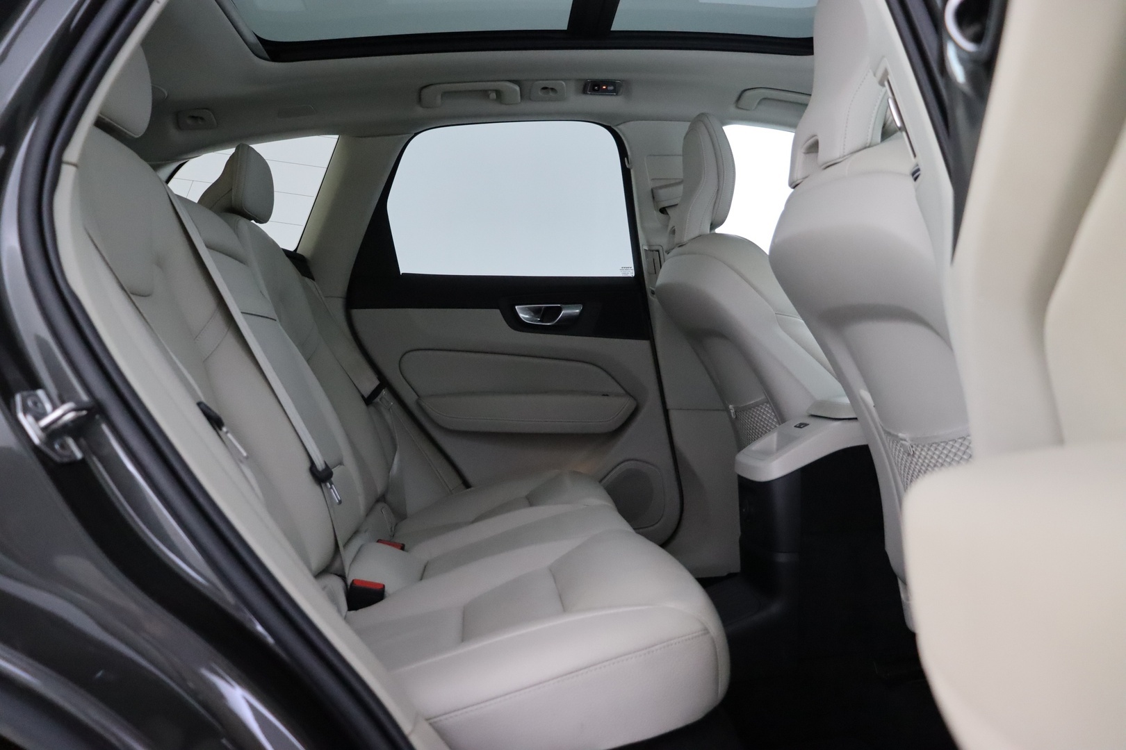 VOLVO XC60 2021
