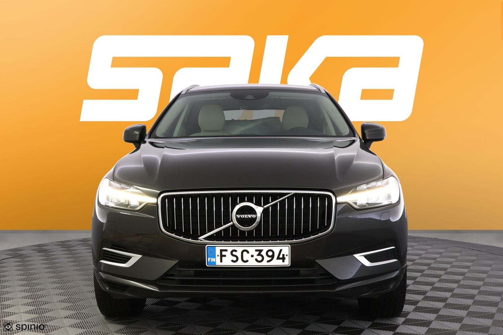 VOLVO XC60 2021