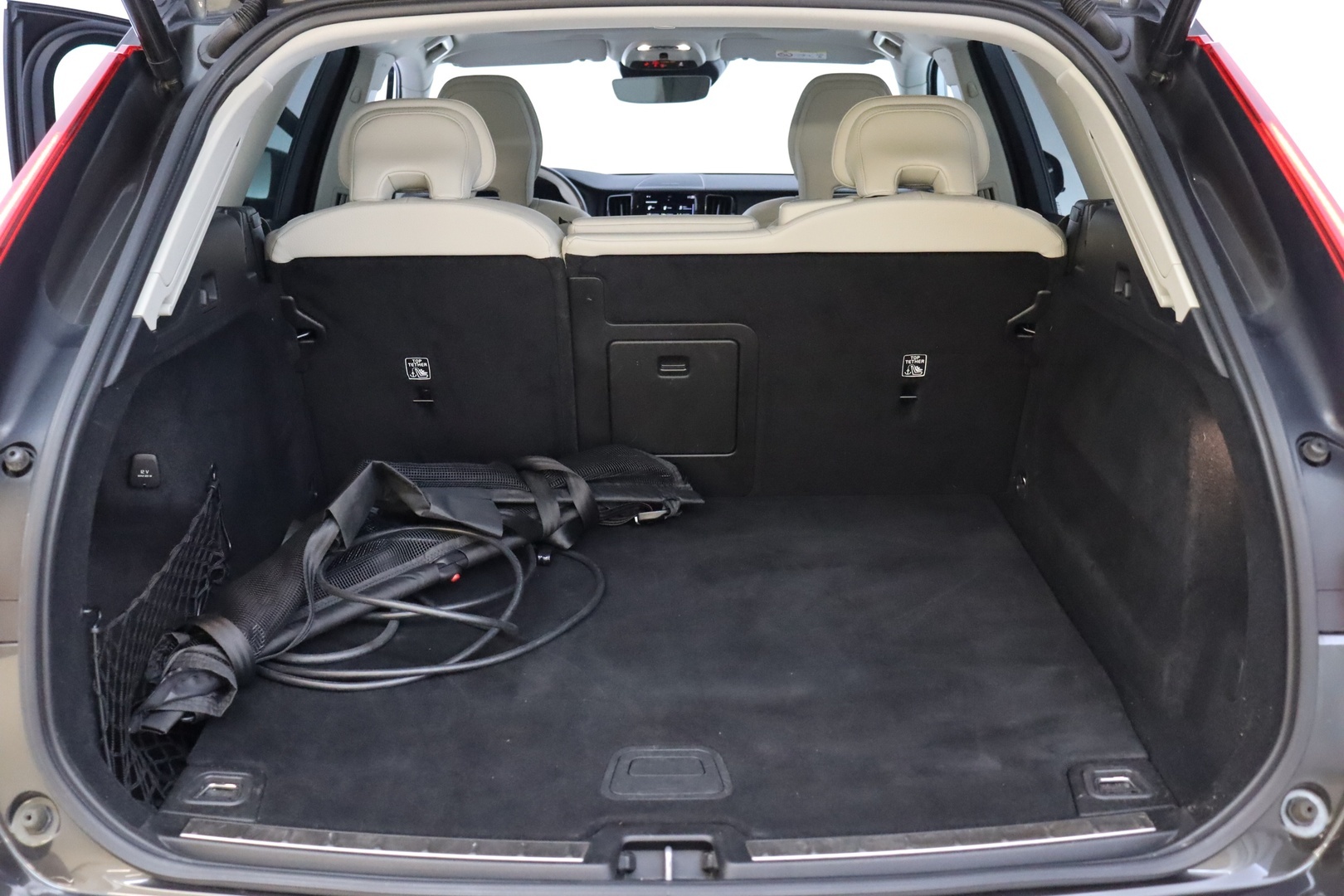 VOLVO XC60 2021