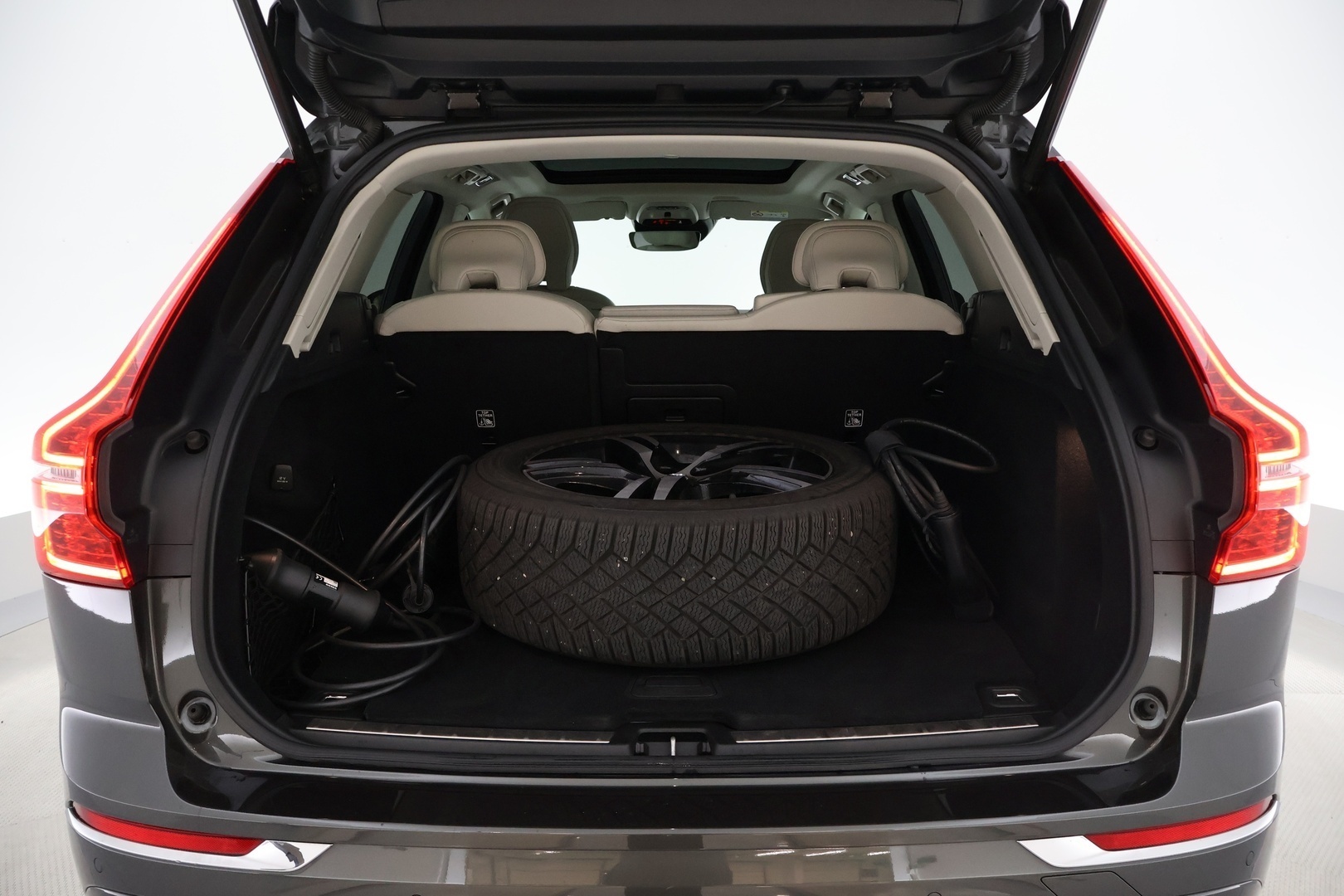 VOLVO XC60 2021
