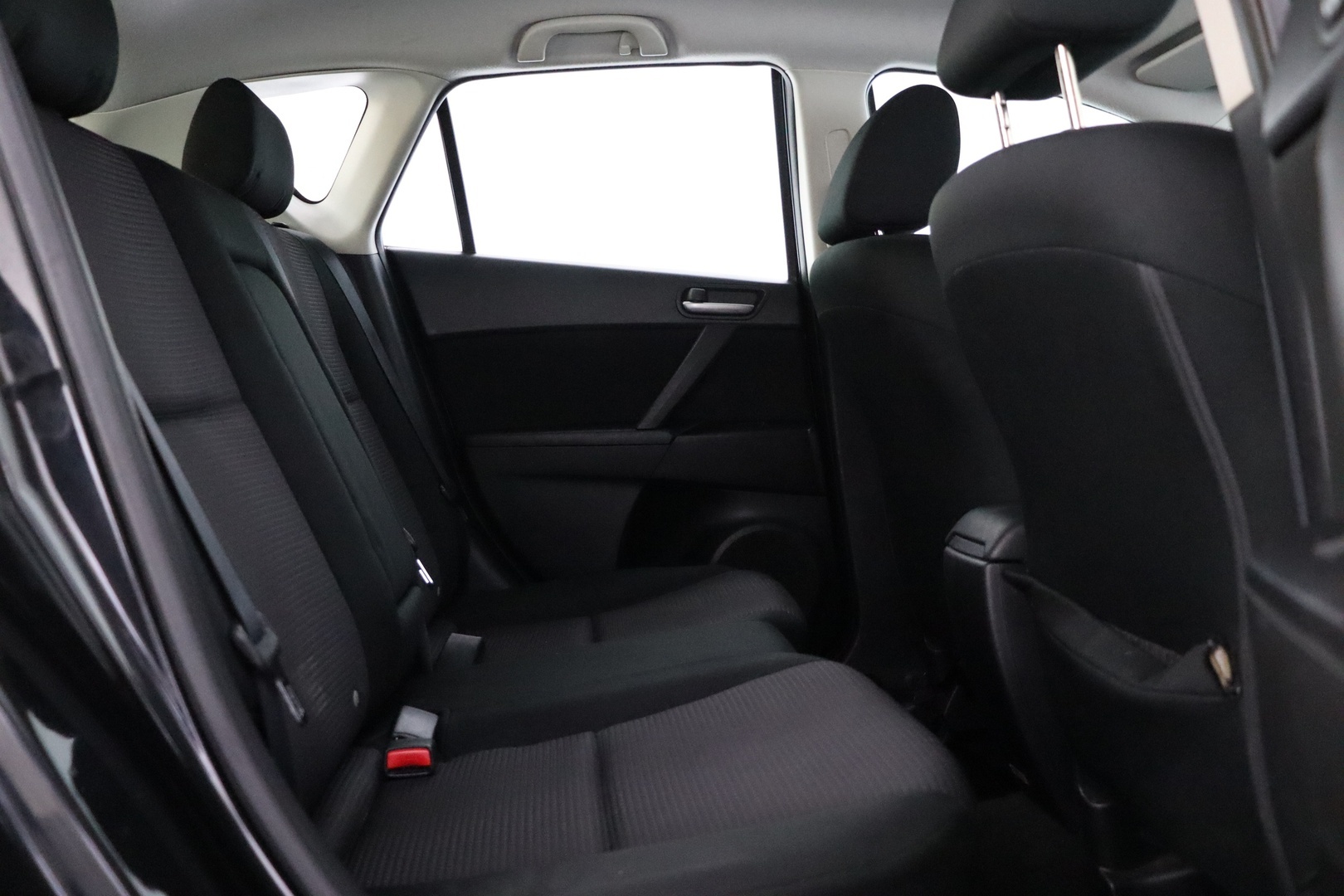 MAZDA 3 2012