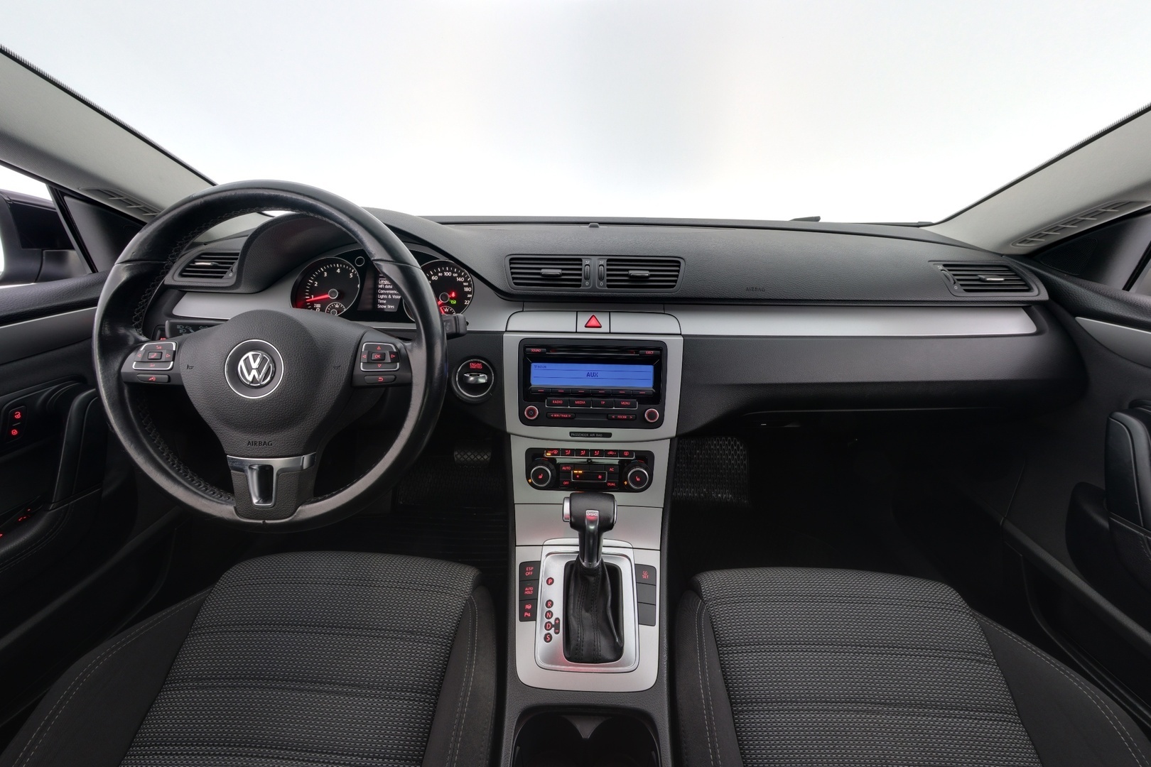 VOLKSWAGEN Passat CC 2010