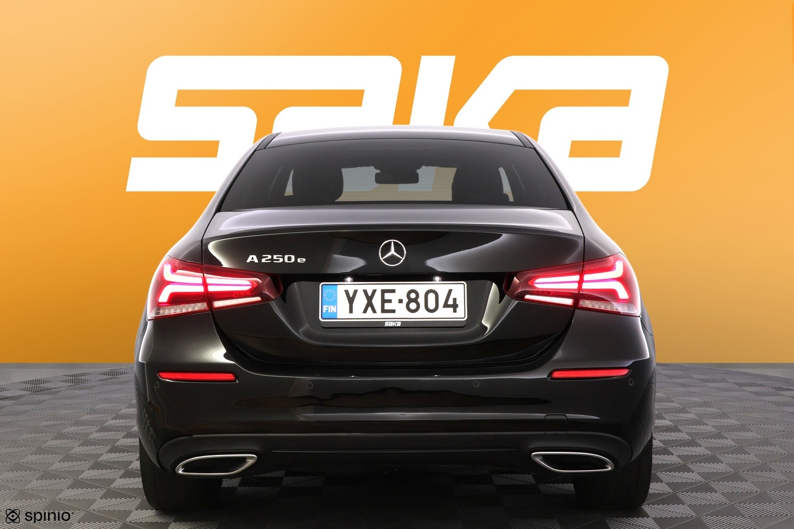 MERCEDES-BENZ A 2020