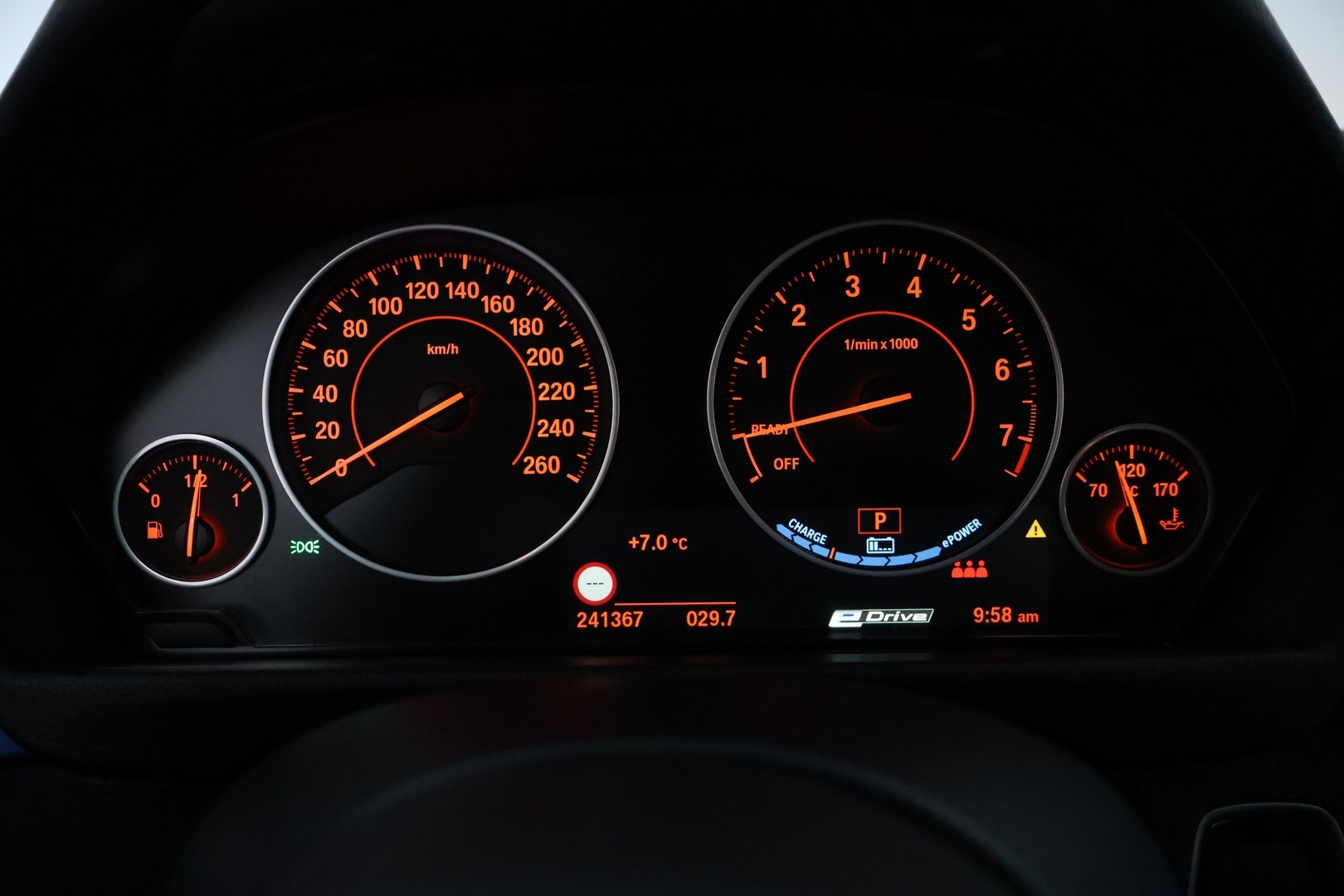BMW 330 2017
