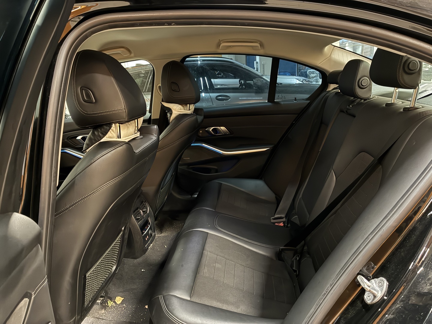 BMW 330 2019