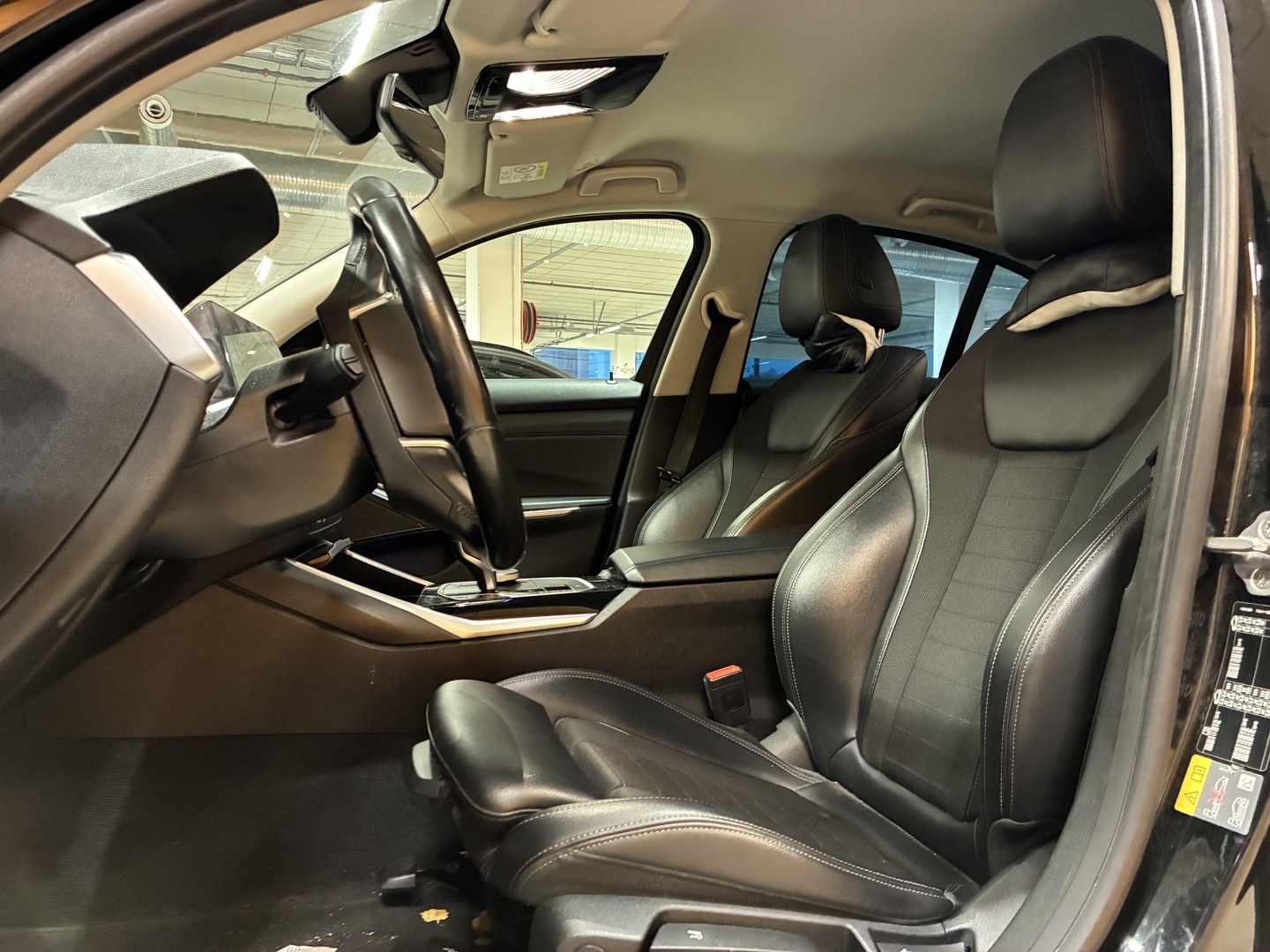 BMW 330 2019