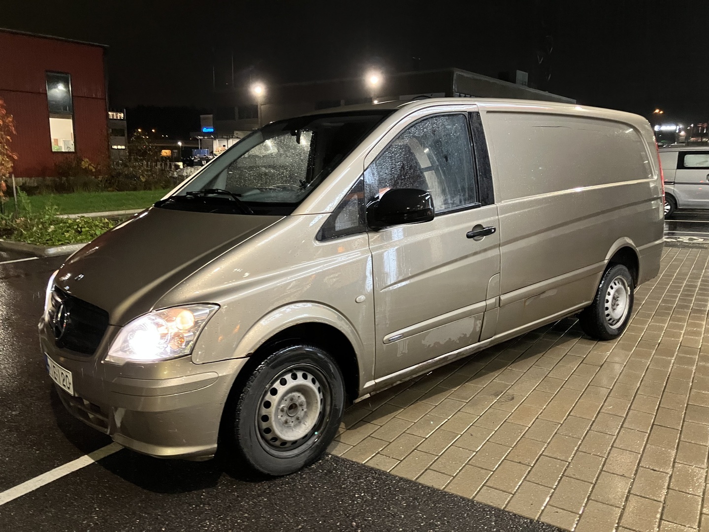 MERCEDES-BENZ Vito 2011
