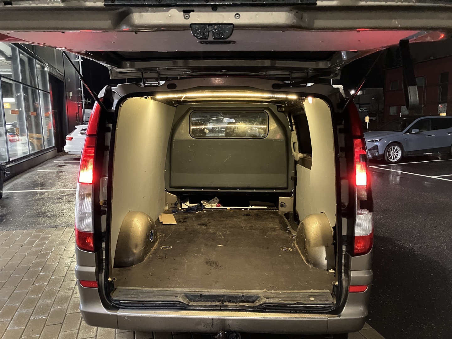 MERCEDES-BENZ Vito 2011