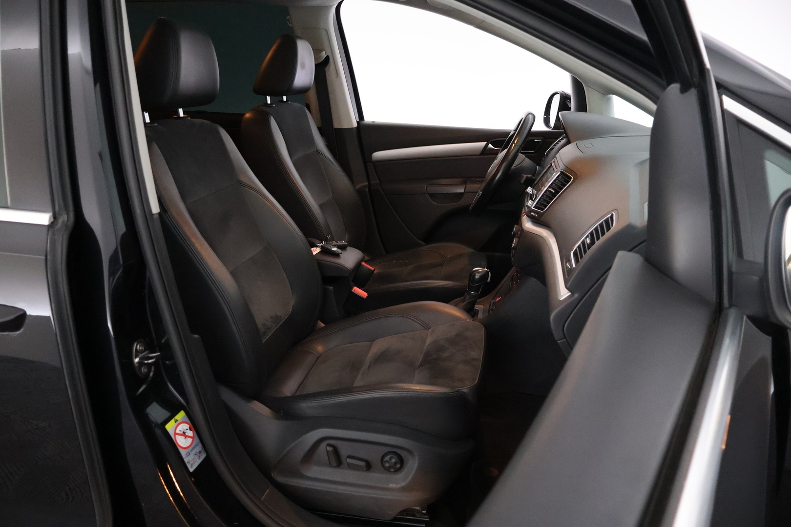 VOLKSWAGEN Sharan 2012