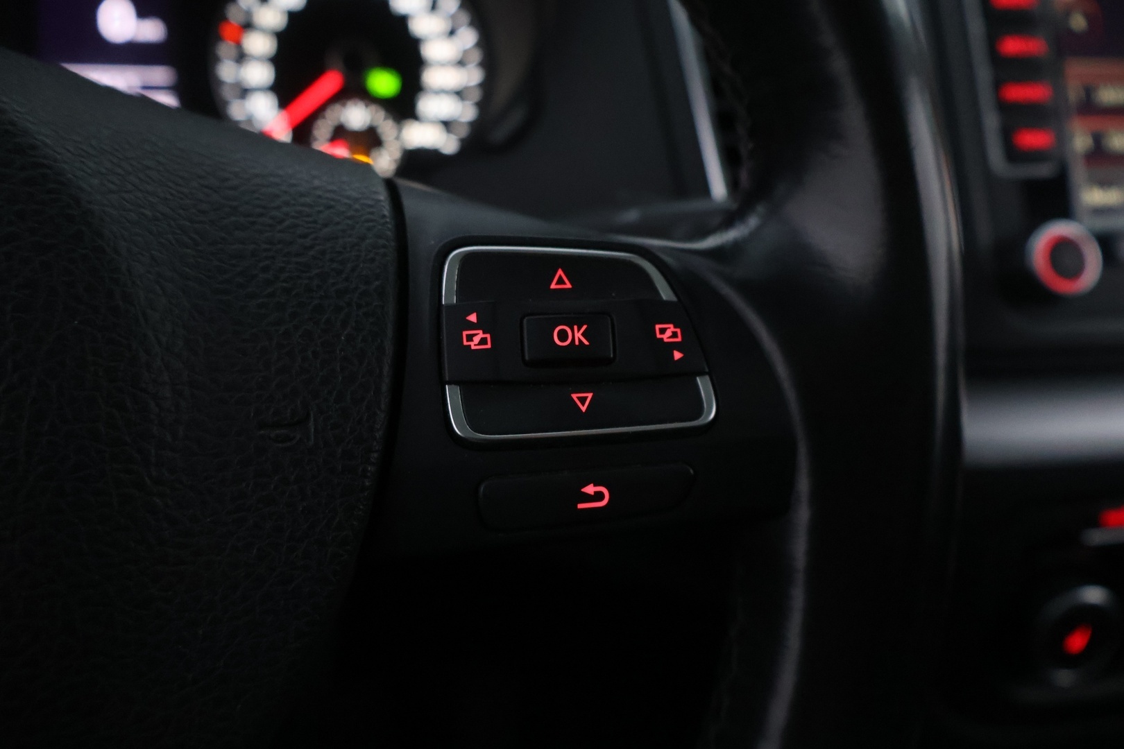 VOLKSWAGEN Sharan 2012