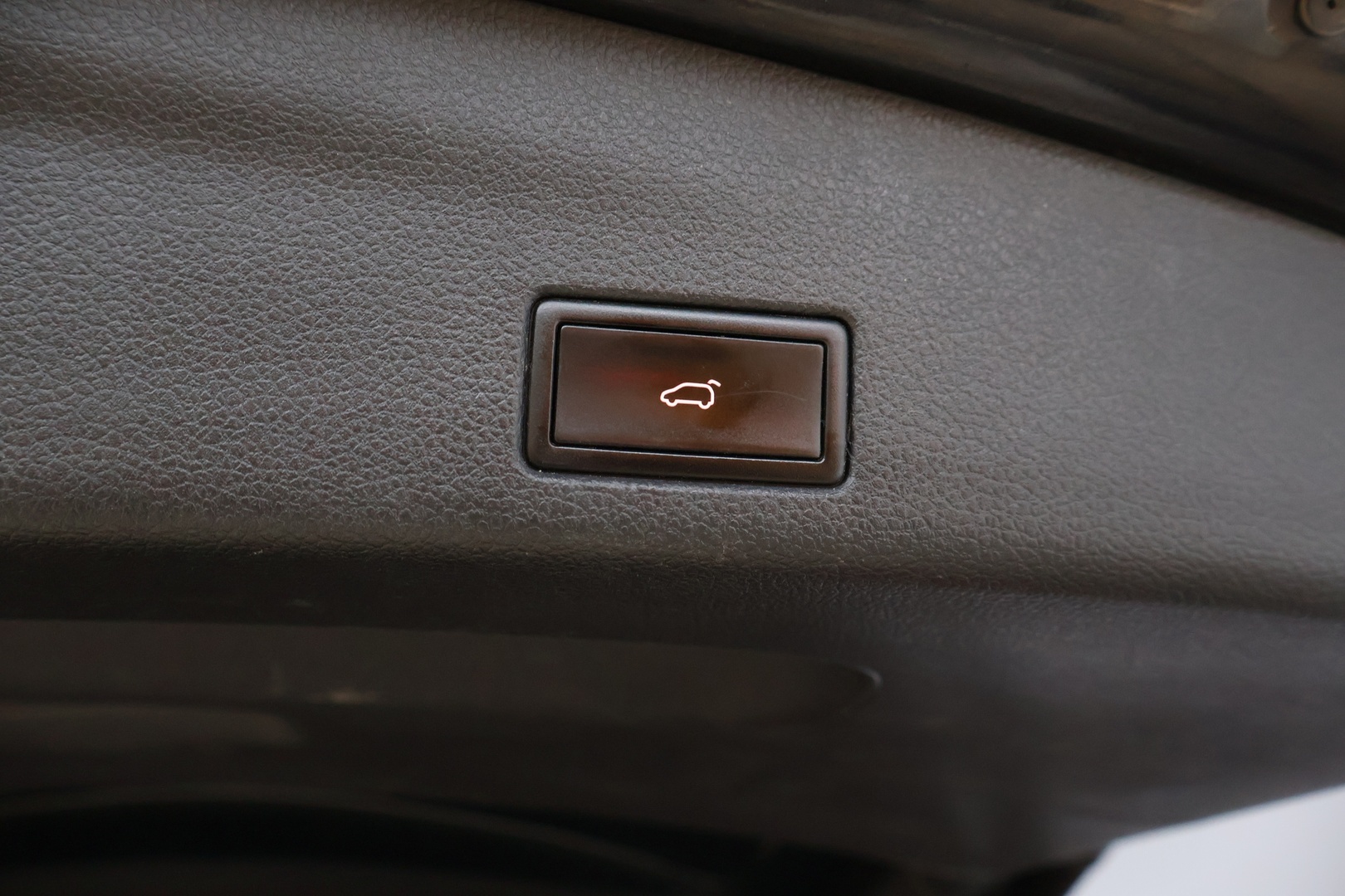 VOLKSWAGEN Sharan 2012