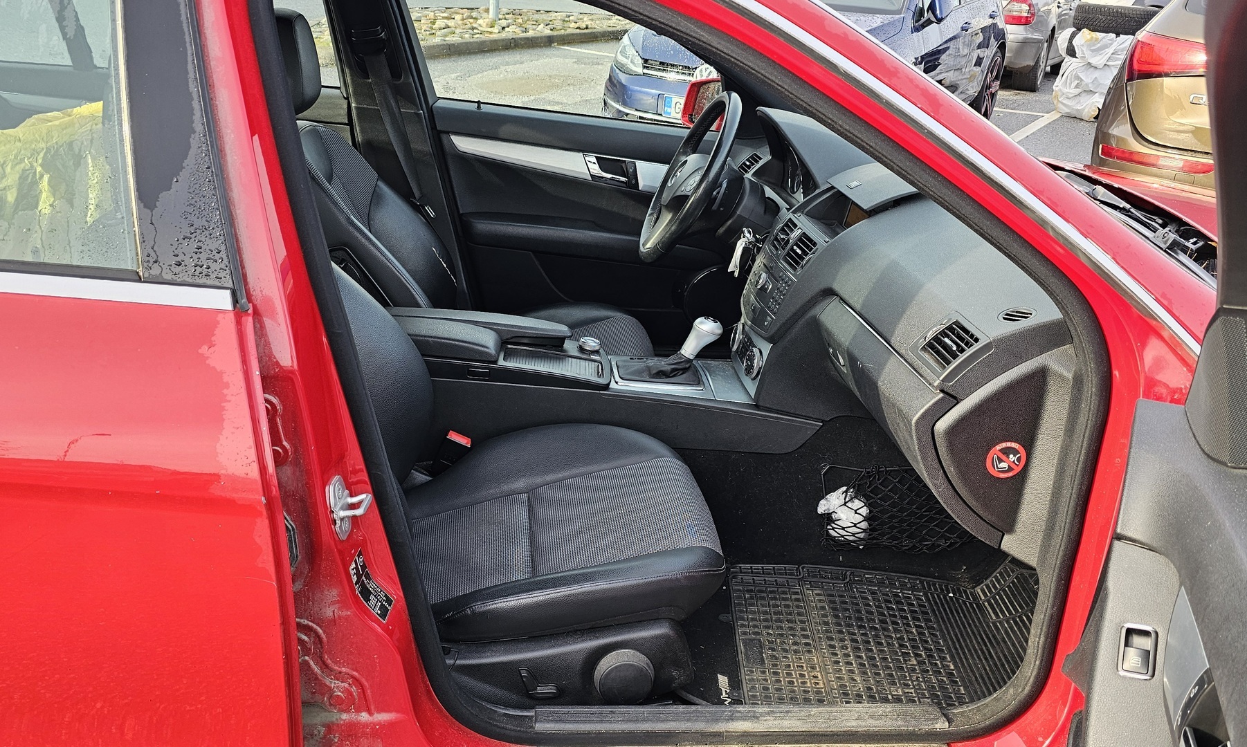 MERCEDES-BENZ C 2009