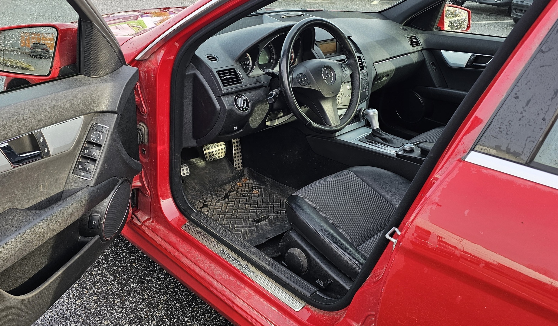 MERCEDES-BENZ C 2009