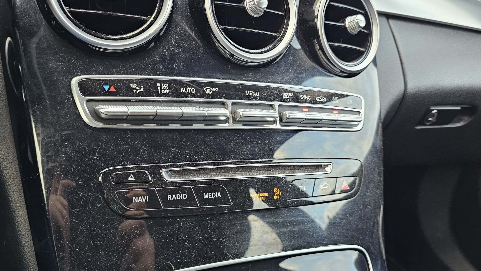 MERCEDES-BENZ C 2015