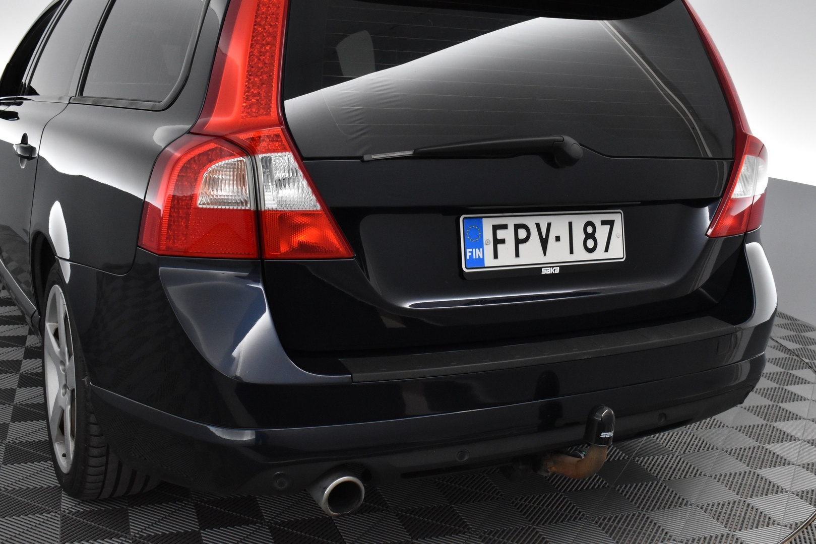 VOLVO V70 2010