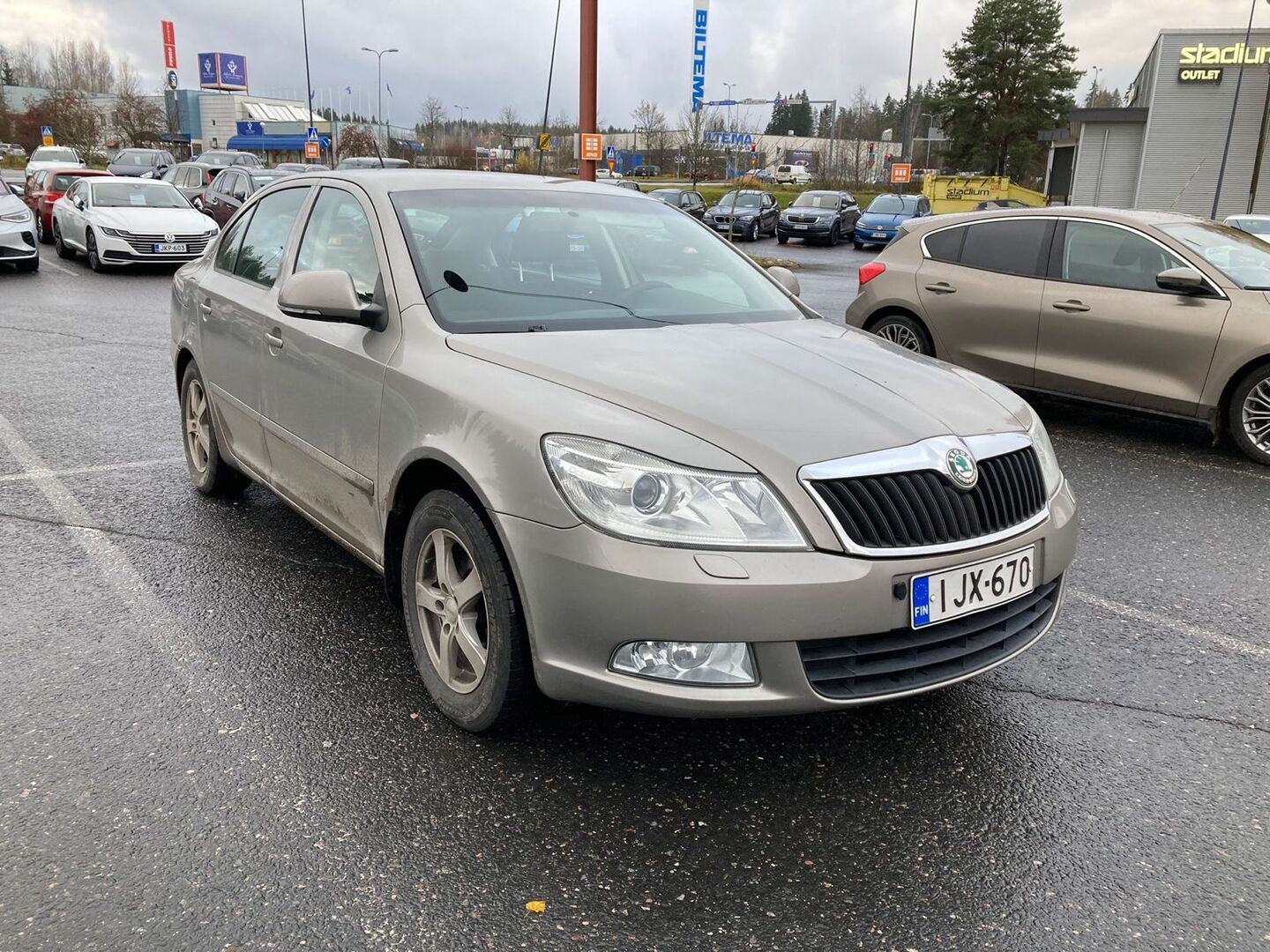 SKODA Octavia 2011