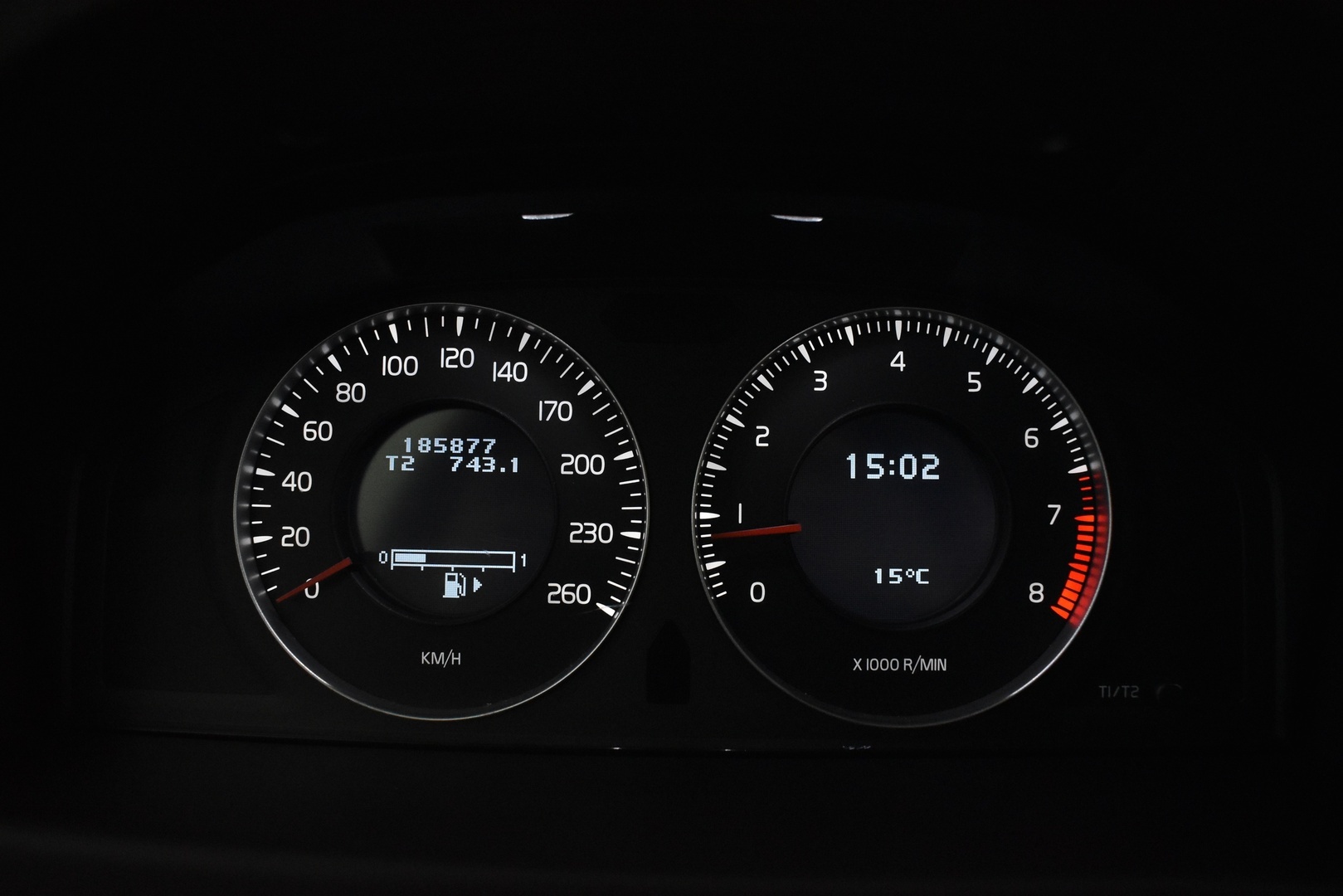 VOLVO V70 2009