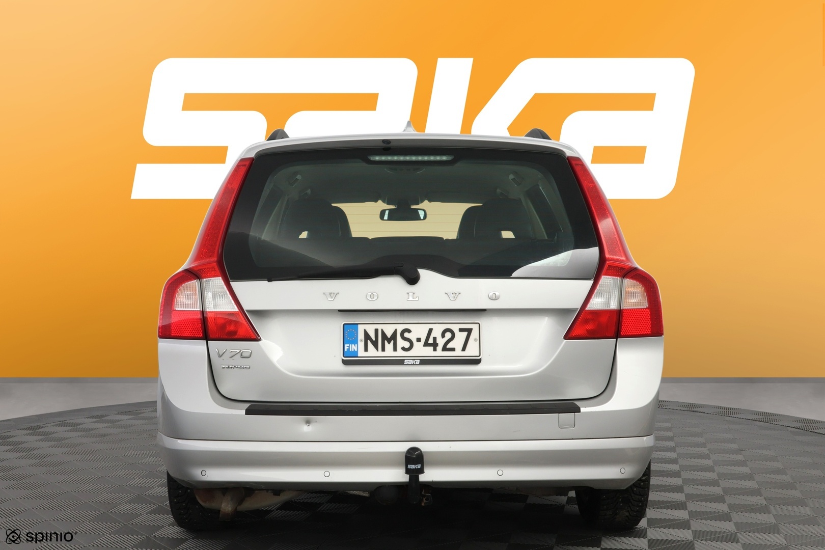 VOLVO V70 2009