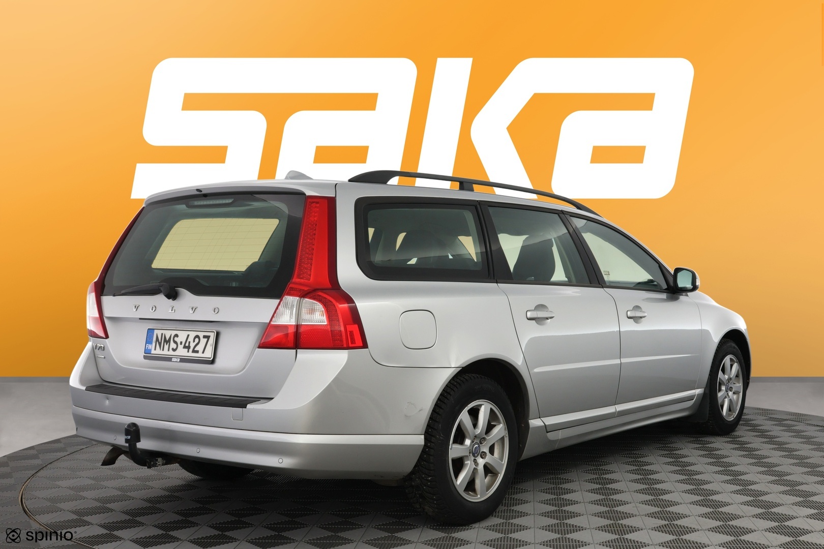 VOLVO V70 2009