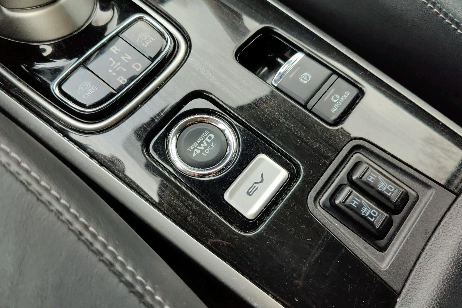 Mitsubishi Outlander PHEV 2018