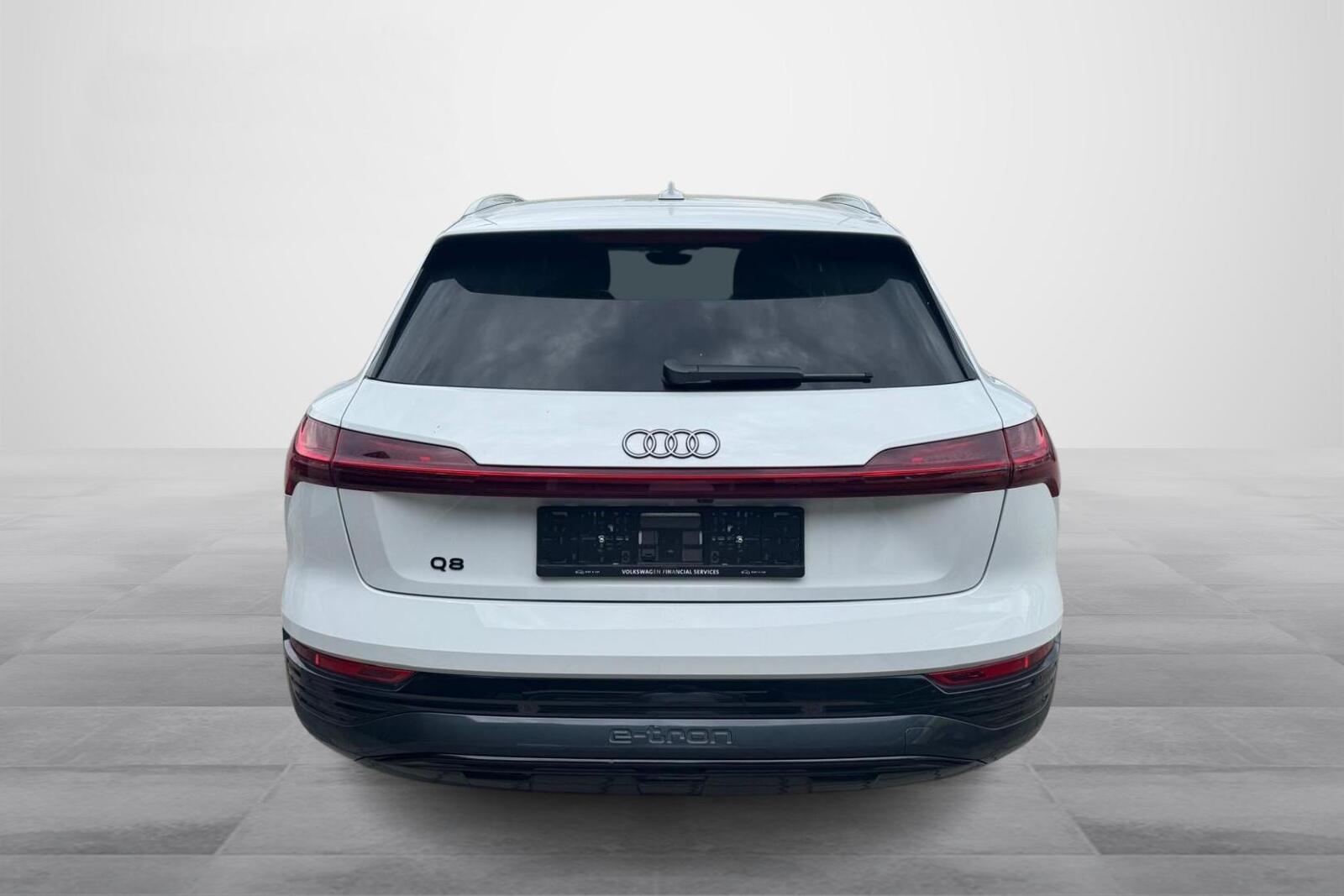 Audi Q8 e-tron 2024