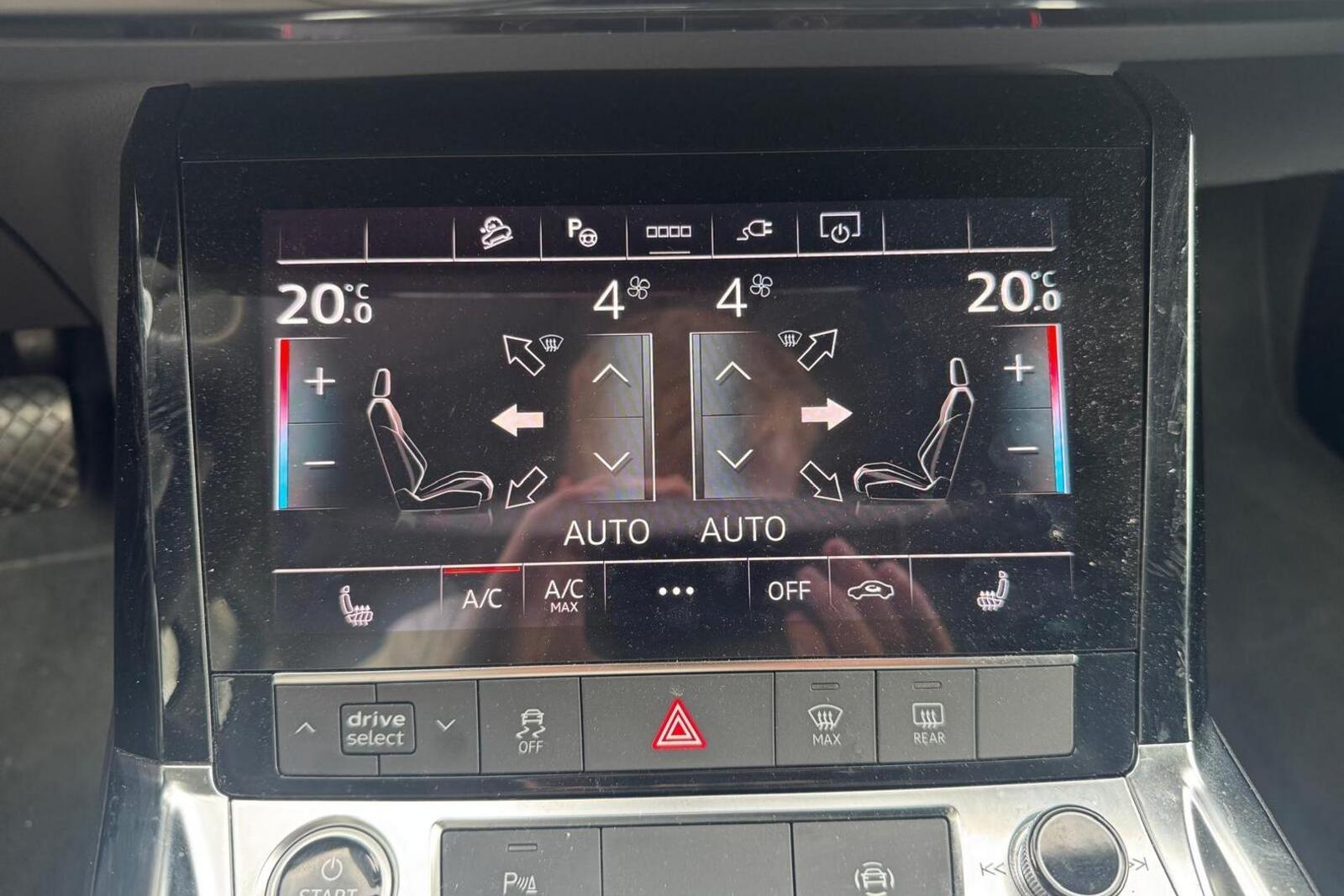 Audi Q8 e-tron 2024