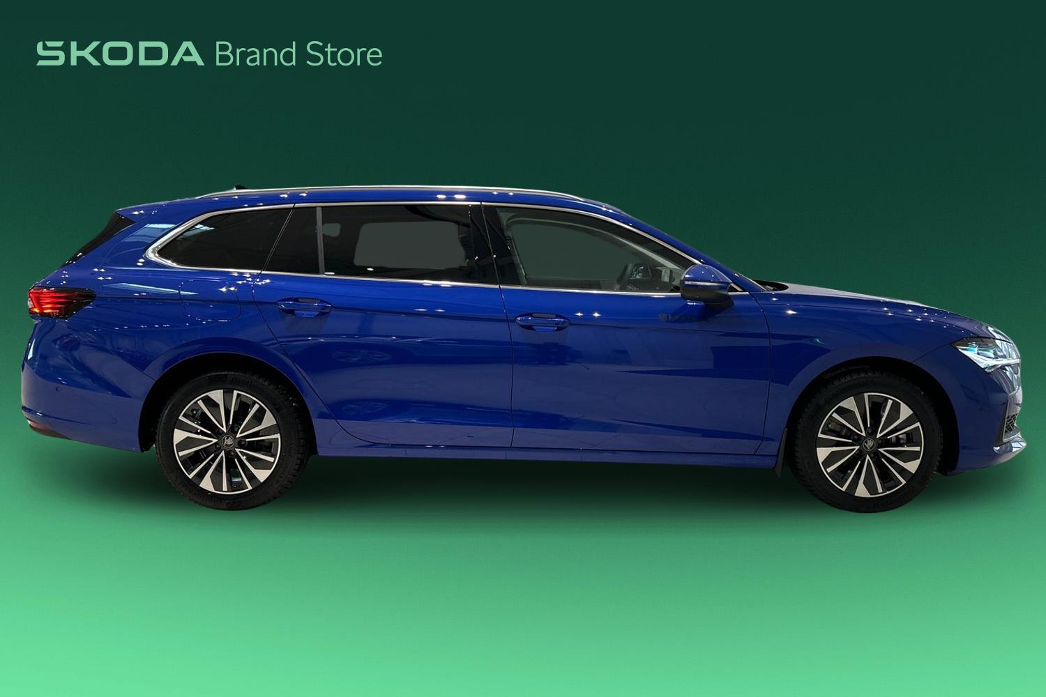 Skoda Superb 2025