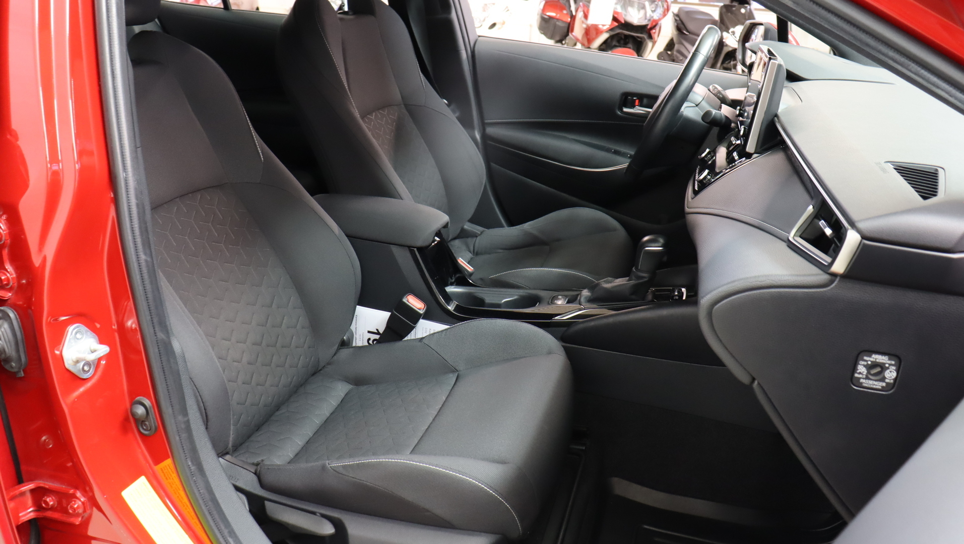 TOYOTA Corolla 2019