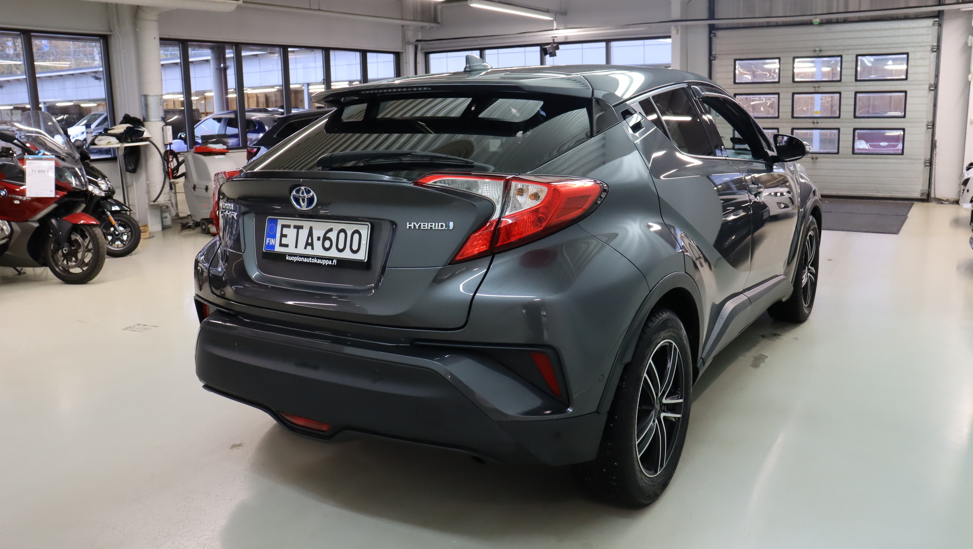 TOYOTA C-HR 2018
