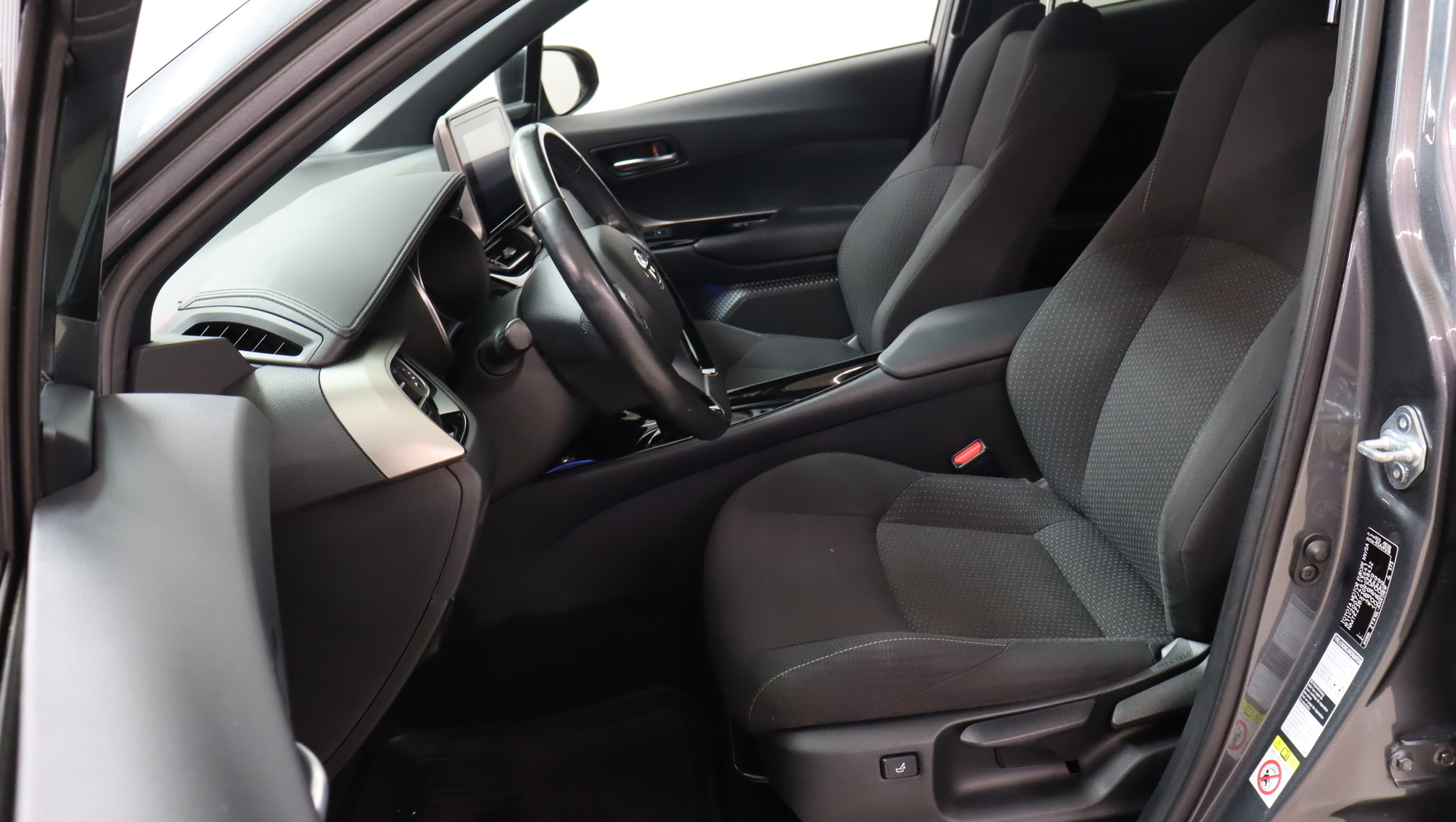 TOYOTA C-HR 2018