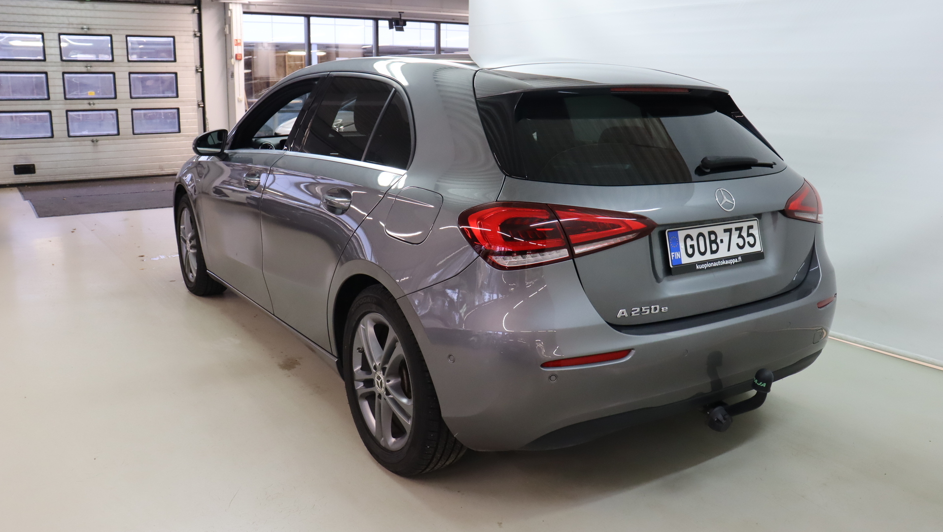 MERCEDES-BENZ A 2020