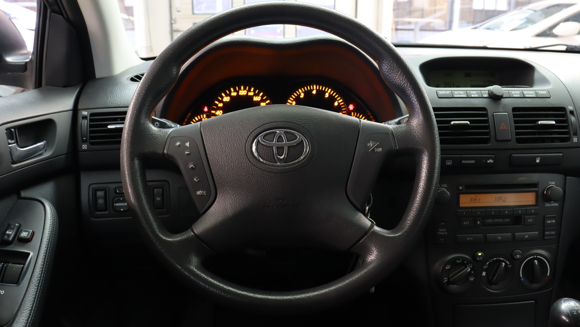 TOYOTA Avensis 2006