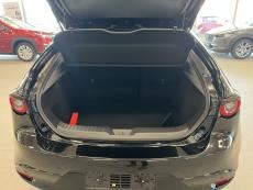Hatchback 2.5 M Hybrid e-Skyactiv G Centre-line AT 140hv Sis. Talvirenkaat, Rahoitus 0% (+kulut),